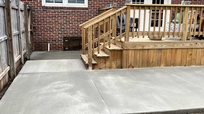 pouring concrete steps 